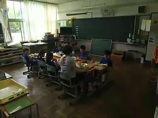 よくかんで食べようね
