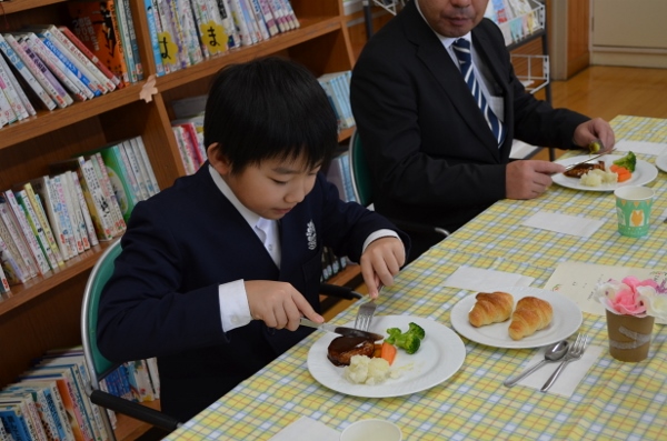 おいしそうなハンバーグ おいしそうなハンバーグ