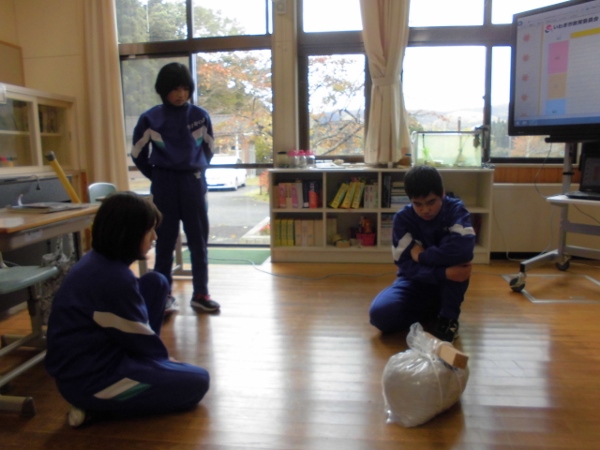 考え中 考え中