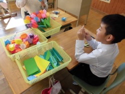内職中