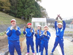 掘ったどー! 掘ったどー!