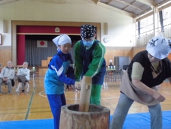 もちつき３