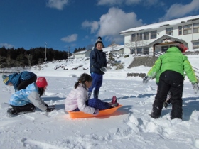 そり遊び そり遊び