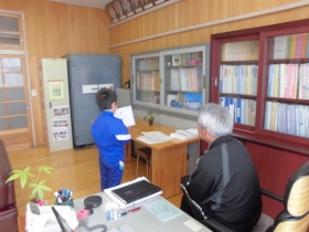 校長先生に発表 校長先生に発表