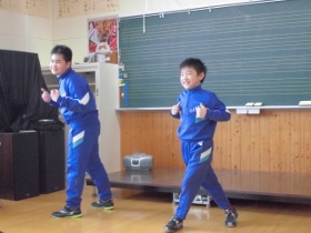 ダンスチーム