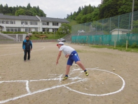 ボール投げ