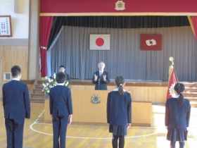 新しい校長先生のお話 新しい校長先生のお話